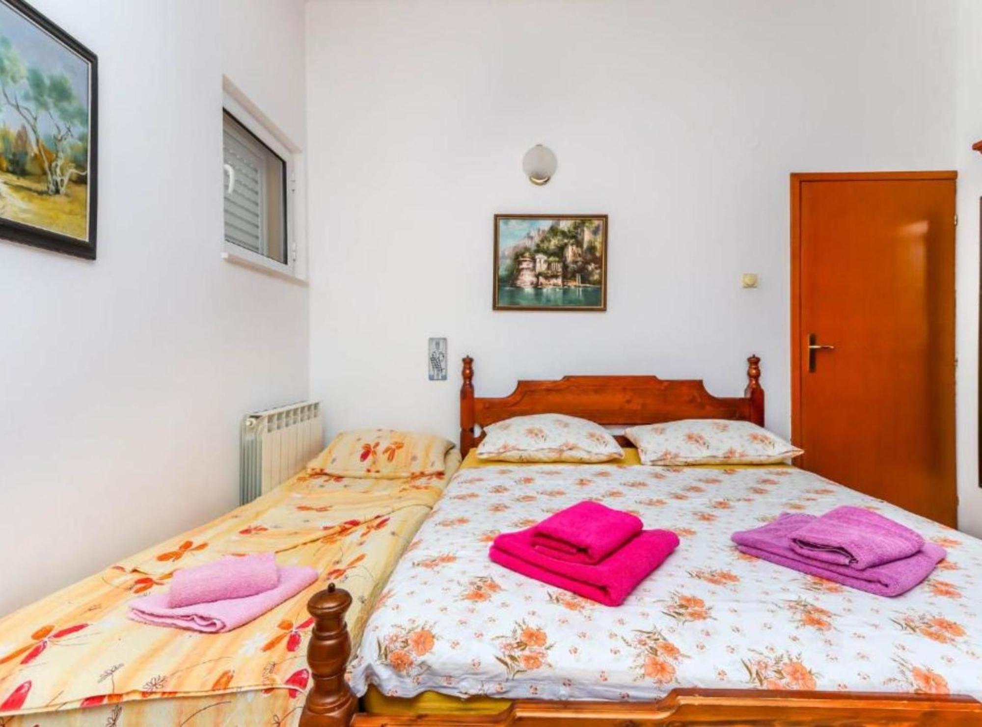 Relaxing On Coastline Apartment Budva